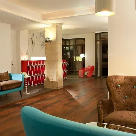 Joyce - Astotel Hotel