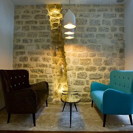 Joyce - Astotel Hotel