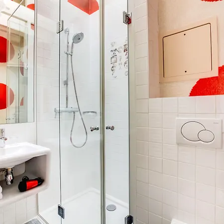 Joyce - Astotel Paris