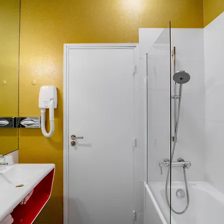 Joyce - Astotel 3*