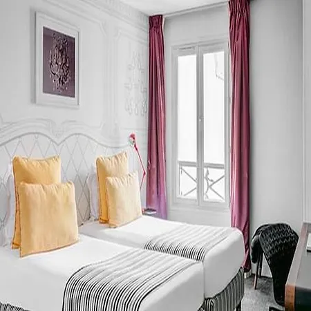 Joyce - Astotel Paris