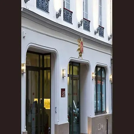 Joyce - Astotel Hotel Paris