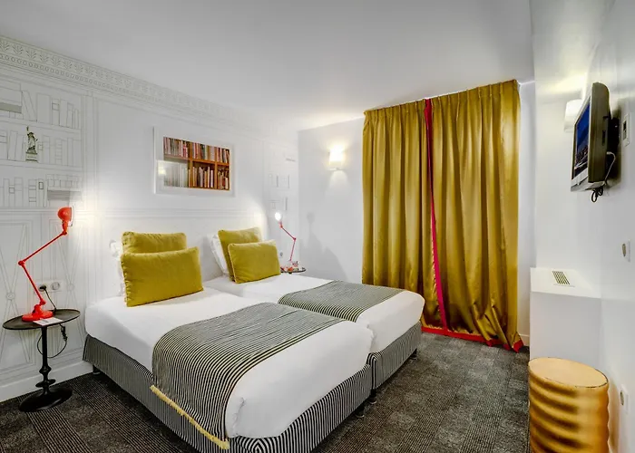 ジョイス アストテル