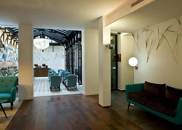 ジョイス アストテル