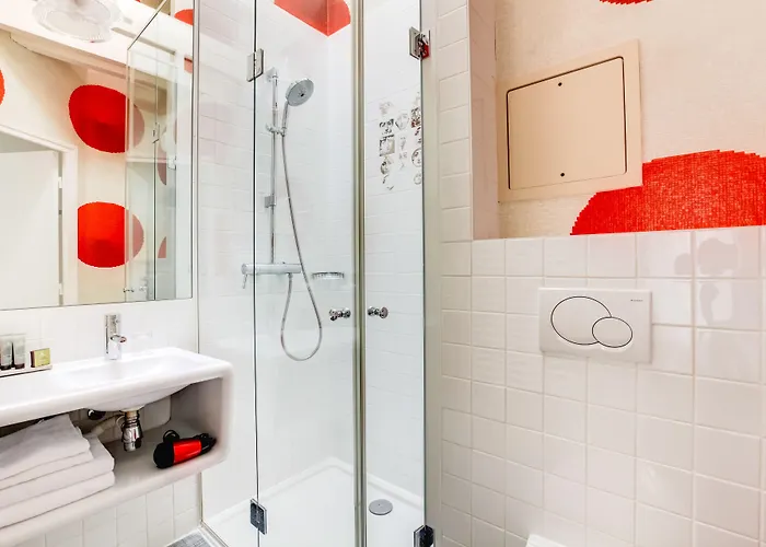 ジョイス アストテル パリ