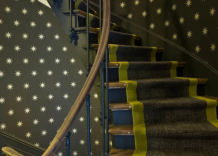 Joyce - Astotel Hotel Paris