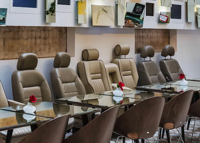 ジョイス アストテル 3* パリ