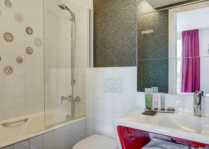 ジョイス アストテル ホテル パリ