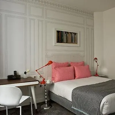 ジョイス アストテル