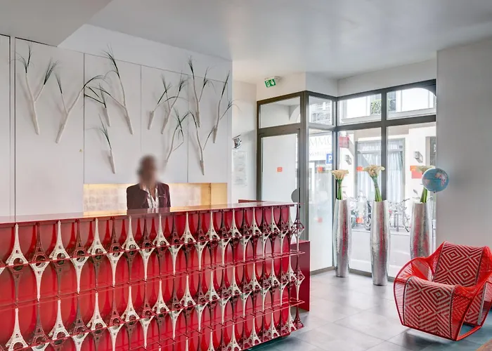 Joyce - Astotel Hotel 3*