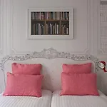 Joyce - Astotel 3* Paris