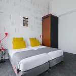 Joyce - Astotel 3* Paris