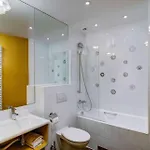Joyce - Astotel Hotell