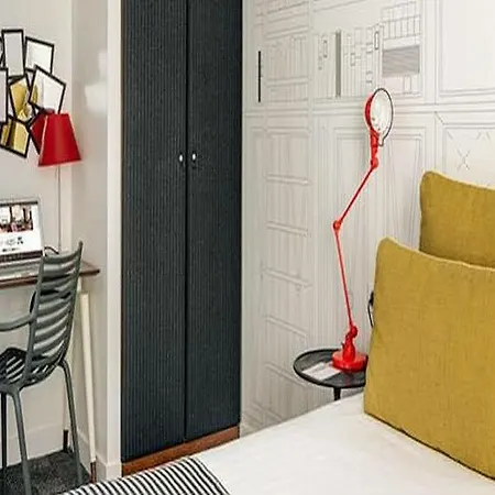 Joyce - Astotel Hotel 3*